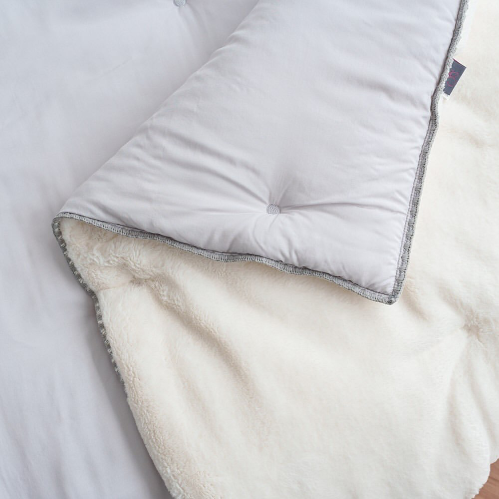 #122_簡約灰白 韓國棉被 天絲面料