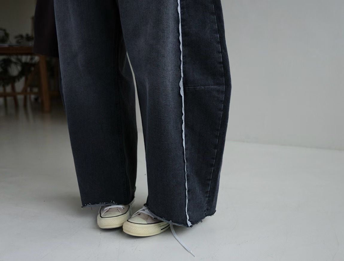 #102 Trendy Jeans 時尚寬腳併蕾絲邊牛仔褲