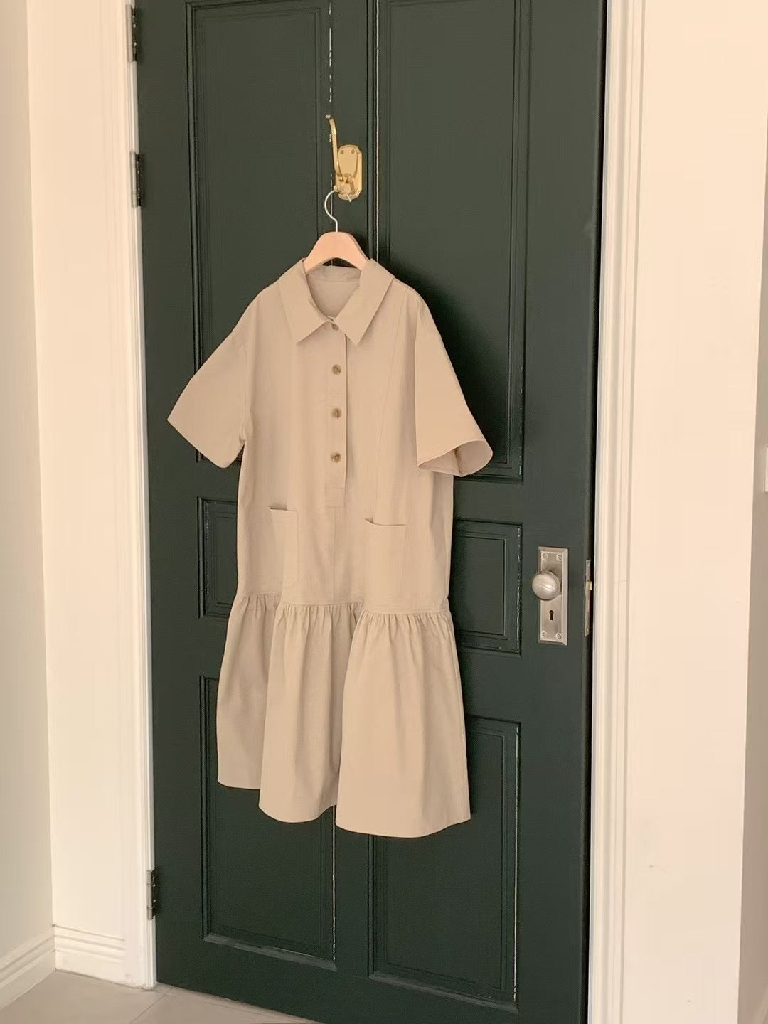 Simple Knee Length One Piece 簡約及膝連身裙