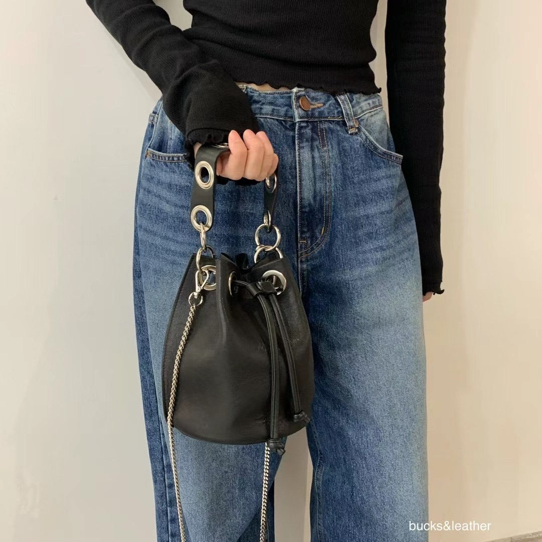 Leather Hang Bag 羊皮水桶手袋