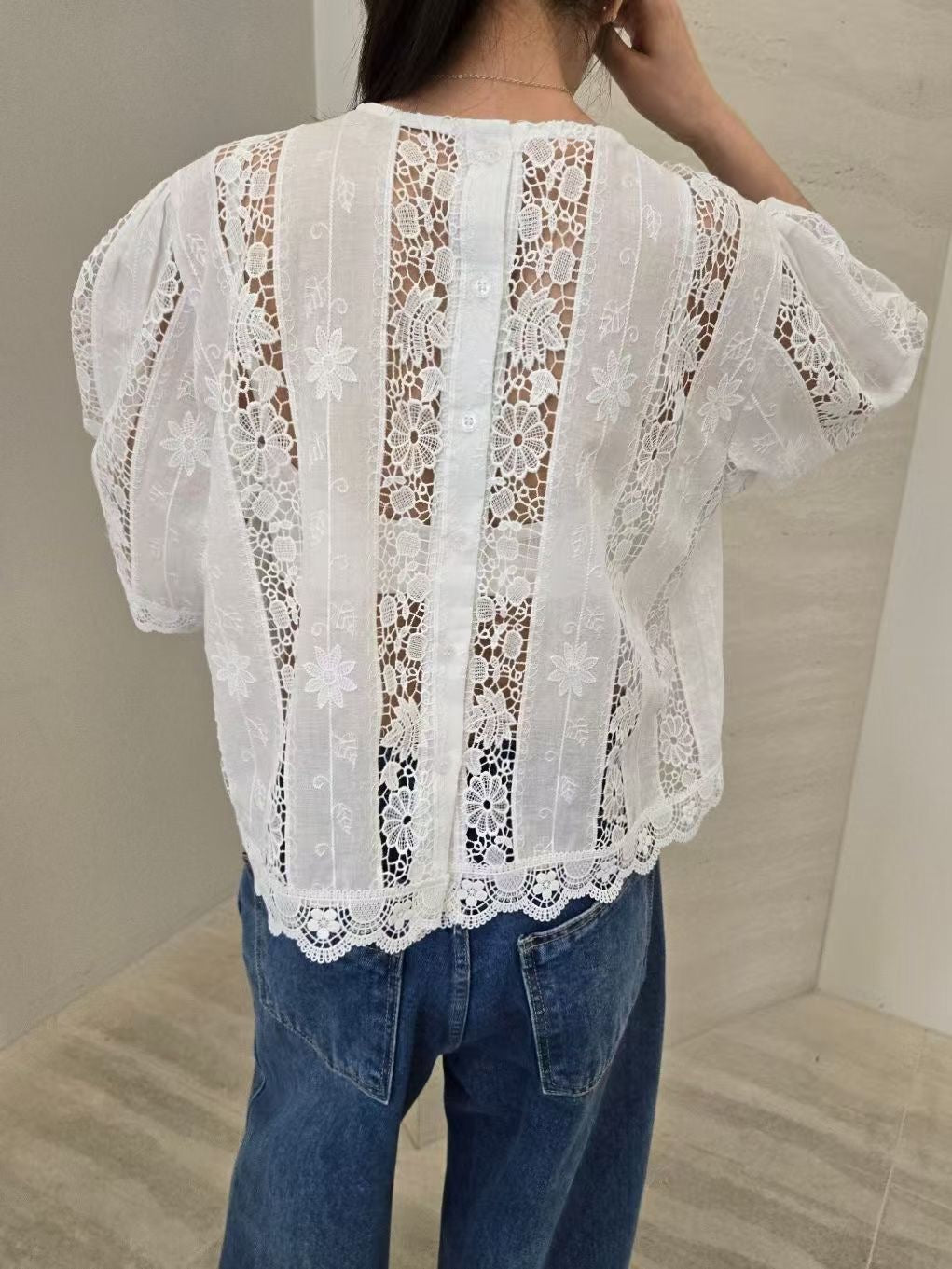 #302A Eyelet Wide Sleeve Top 通花寬袖上衣