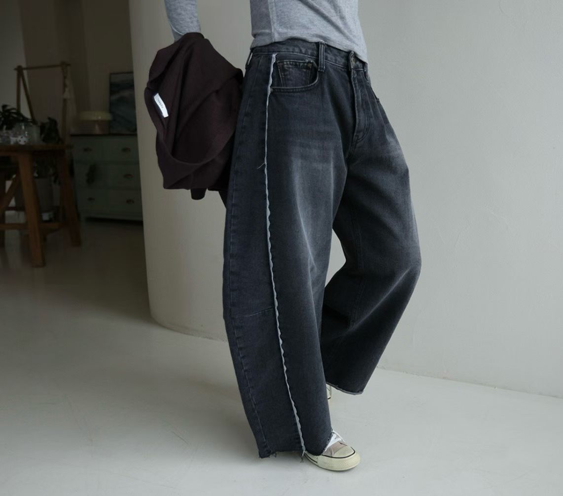 #102 Trendy Jeans 時尚寬腳併蕾絲邊牛仔褲