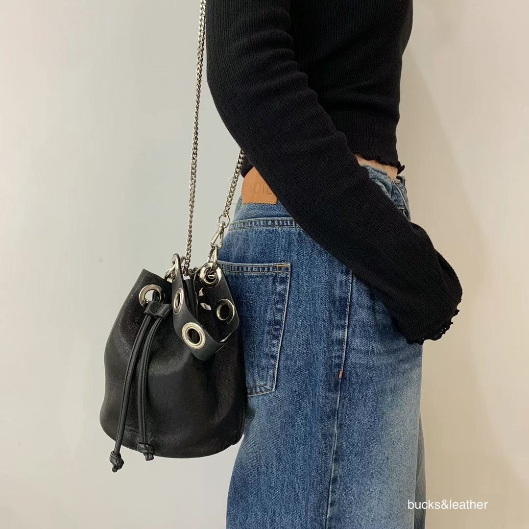 Leather Hang Bag 羊皮水桶手袋