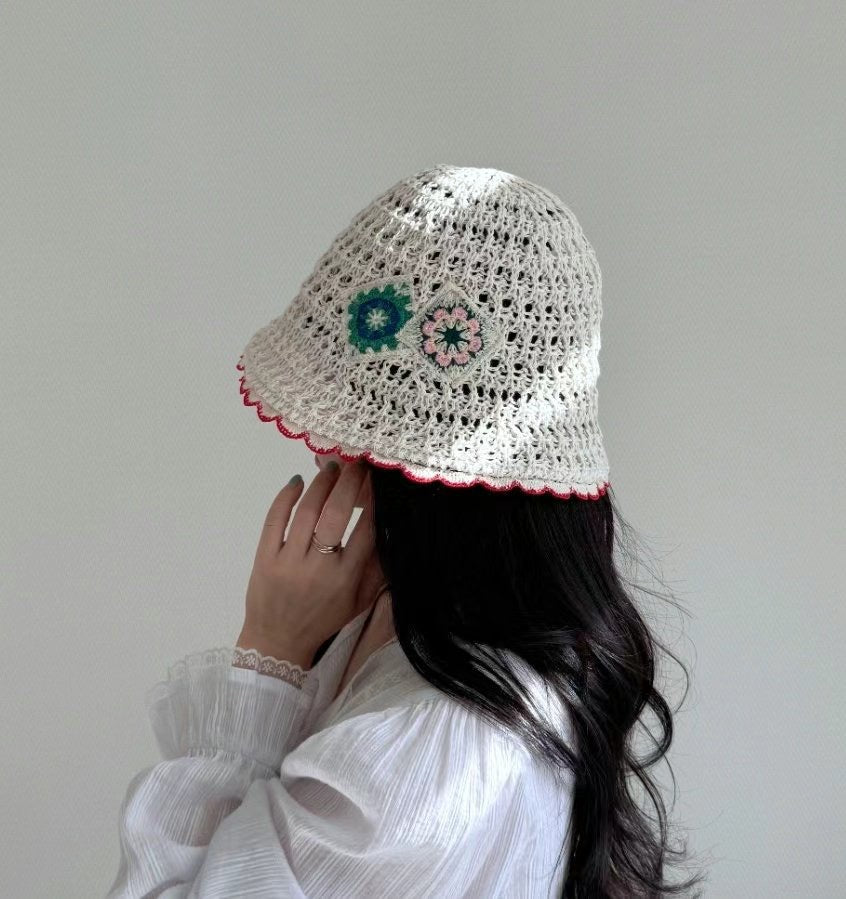 Stitched-logo bucket hat 線冷繡花漁夫帽